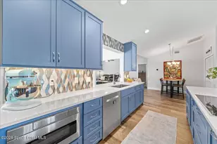 3320 Lakeview Cir, Melbourne, FL 32934 - Photo 9