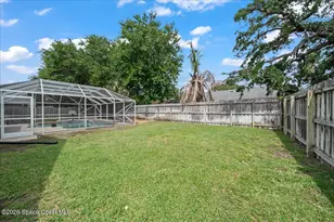 3320 Lakeview Cir, Melbourne, FL 32934 - Photo 7