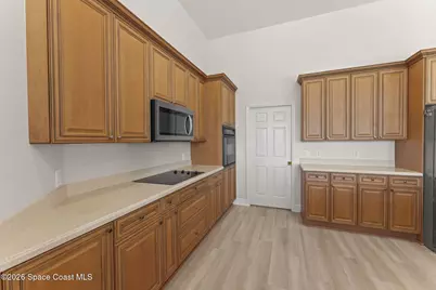 692 Nicklaus Drive, Melbourne, FL 32940 - Photo 11