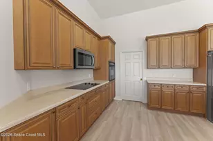 692 Nicklaus Dr, Melbourne, FL 32940 - Photo 11