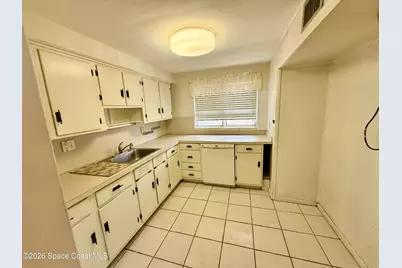 105 Primrose Lane, Melbourne, FL 32901 - Photo 3