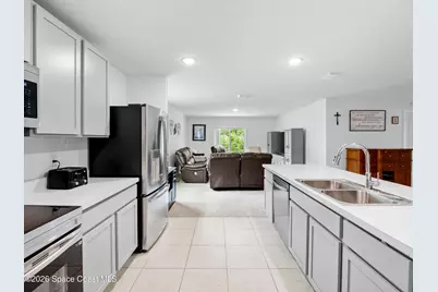 1011 Starfire Street SE, Palm Bay, FL 32909 - Photo 11
