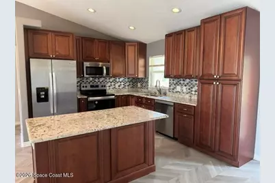710 Avalon Street SE, Palm Bay, FL 32909 - Photo 7