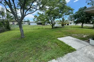 363 Emerson Dr NW, Palm Bay, FL 32907 - Photo 23
