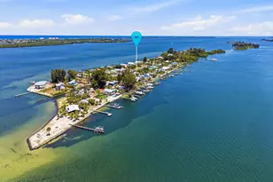 42 Vip Is, Grant-Valkaria, FL 32949 - Photo 3