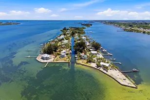 42 Vip Is, Grant-Valkaria, FL 32949 - Photo 53