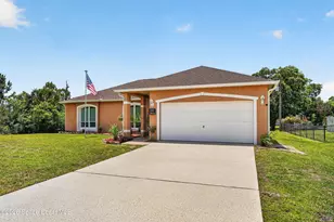 2020 Thisbe Ave SE, Palm Bay, FL 32909 - Photo 3