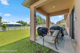1598 Mineral Loop Dr NW, Palm Bay, FL 32907 - Photo 29