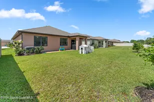 1598 Mineral Loop Dr NW, Palm Bay, FL 32907 - Photo 27