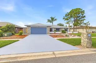 2015 Bottlebrush Dr, Melbourne, FL 32935 - Photo 3