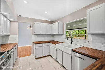 3390 Floral Palm Boulevard, Melbourne, FL 32901 - Photo 11