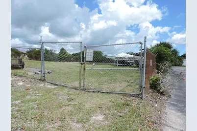 8520 Highway 1 #C10, Micco, FL 32976 - Photo 23