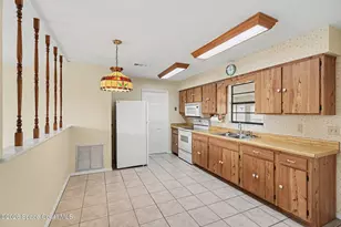 571 Firestone St NE, Palm Bay, FL 32907 - Photo 5