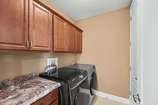 1025 Morgan Cir NE, Palm Bay, FL 32905 - Photo 29