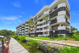 300 Columbia Dr, Cape Canaveral, FL 32920 - Photo 5