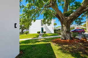 8401 N Atlantic Ave, Cape Canaveral, FL 32920 - Photo 11