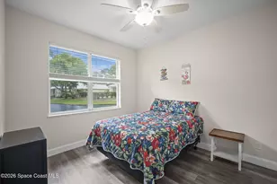 406 Pineapple Square SW, Vero Beach, FL 32962 - Photo 25