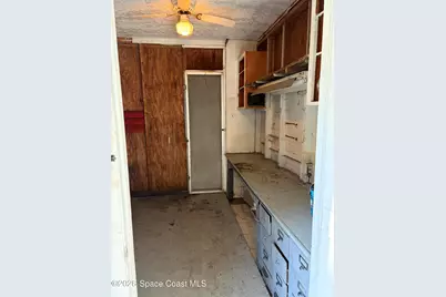 965 Date Avenue, Merritt Island, FL 32953 - Photo 17