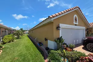 361 Carmel Dr, Melbourne, FL 32940 - Photo 5