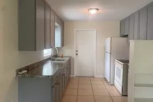 1868 Pineapple Ave, Melbourne, FL 32935 - Photo 3