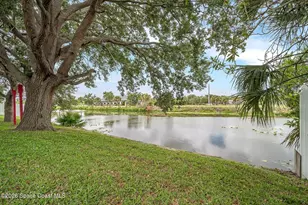 586 Louvre Dr, Melbourne, FL 32935 - Photo 11