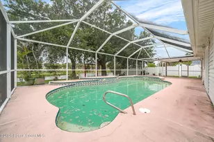 586 Louvre Dr, Melbourne, FL 32935 - Photo 15