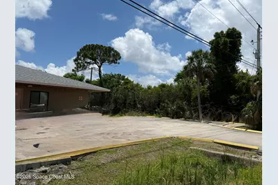 2380 N Tropical Trail, Merritt Island, FL 32953 - Photo 5