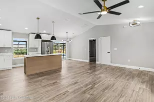 1371 Biarritz St NW, Palm Bay, FL 32907 - Photo 9