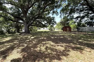 668 Hampton Dr NE, Palm Bay, FL 32905 - Photo 29