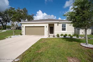 104 Compass Pl, Titusville, FL 32796 - Photo 1