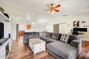506 Escarole St SE, Palm Bay, FL 32909 - Photo 3