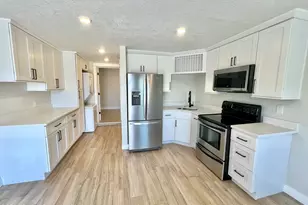 457 S Orlando Ave, Cocoa Beach, FL 32931 - Photo 3