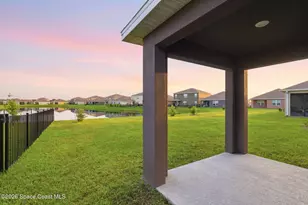 1026 Dugan CIR SE, Palm Bay, FL 32909 - Photo 35
