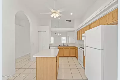 1021 Pine Creek Circle NE, Palm Bay, FL 32905 - Photo 7
