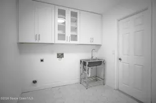 695 Trinidad Ct, Satellite Beach, FL 32937 - Photo 21