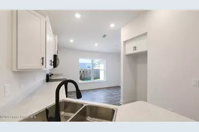 821 Airport Avenue SE, Palm Bay, FL 32909 - Photo 7