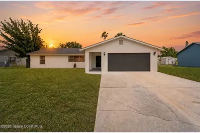 901 Grandeur Street SE, Palm Bay, FL 32909 - Photo 1