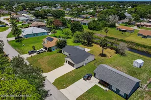901 Grandeur St SE, Palm Bay, FL 32909 - Photo 23