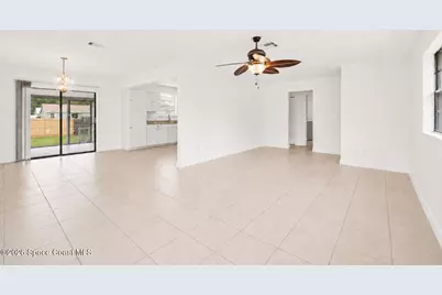 901 Grandeur Street SE, Palm Bay, FL 32909 - Photo 7
