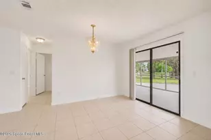 901 Grandeur St SE, Palm Bay, FL 32909 - Photo 7