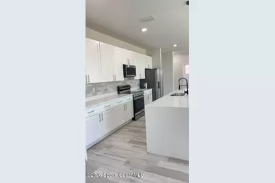 526 Oleander Lane NW, Palm Bay, FL 32907 - Photo 5