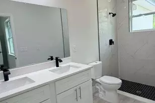 526 Oleander Ln NW, Palm Bay, FL 32907 - Photo 11