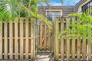 3913 Vista Oaks Cir NE, Palm Bay, FL 32905 - Photo 5