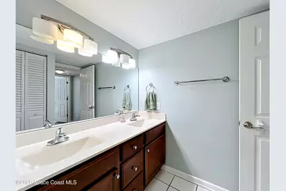 3913 Vista Oaks Circle NE, Palm Bay, FL 32905 - Photo 35