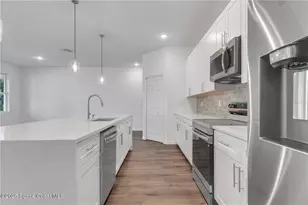 263 Trilby Rd SW, Palm Bay, FL 32908 - Photo 9