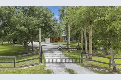 5670 23rd Street SW, Vero Beach, FL 32968 - Photo 7