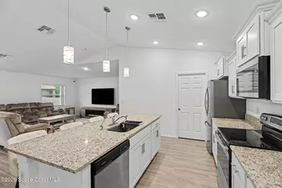 1257 Theresa Street SE, Palm Bay, FL 32909 - Photo 5