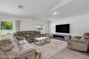 1257 Theresa St SE, Palm Bay, FL 32909 - Photo 7