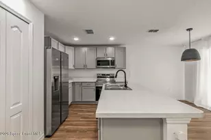 271 Wendover Rd SW, Palm Bay, FL 32908 - Photo 5