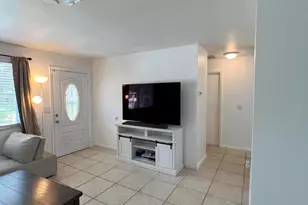 2355 28th Ave, Vero Beach, FL 32960 - Photo 11